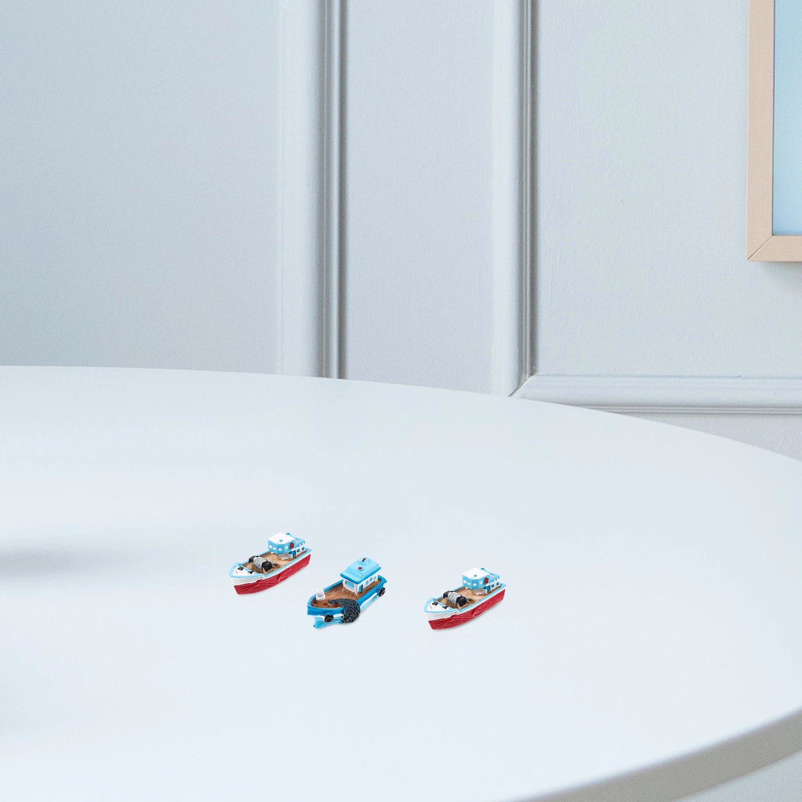 

4pcs Resin Fishing Boat Ornaments Mediterranean Style Miniature Model Home Decor DIY Gifts Party Favors Desktop Ship