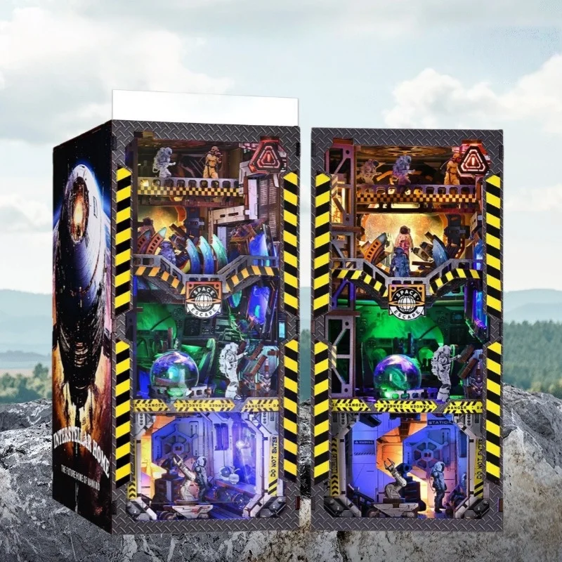 Spaceship Book Nook DIY, 3D Wooden Universe Bookshelf Insert, Sci-Fi Model Building Kit for Adults & Teens