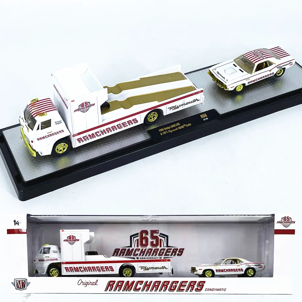 

M2 Machines 1/64 1966 dodge L600 C0E &1971 plymouth HEMI Cuda R66 Gold Die-cast Alloy Car Model Collection Gift