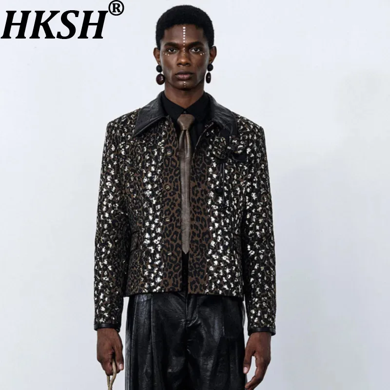 

HKSH Spring Autumn New Men Tide Punk Vintage Leopard Print Embroidered Sequin Denim Trendy Jackets Valley Youth Original HK18829