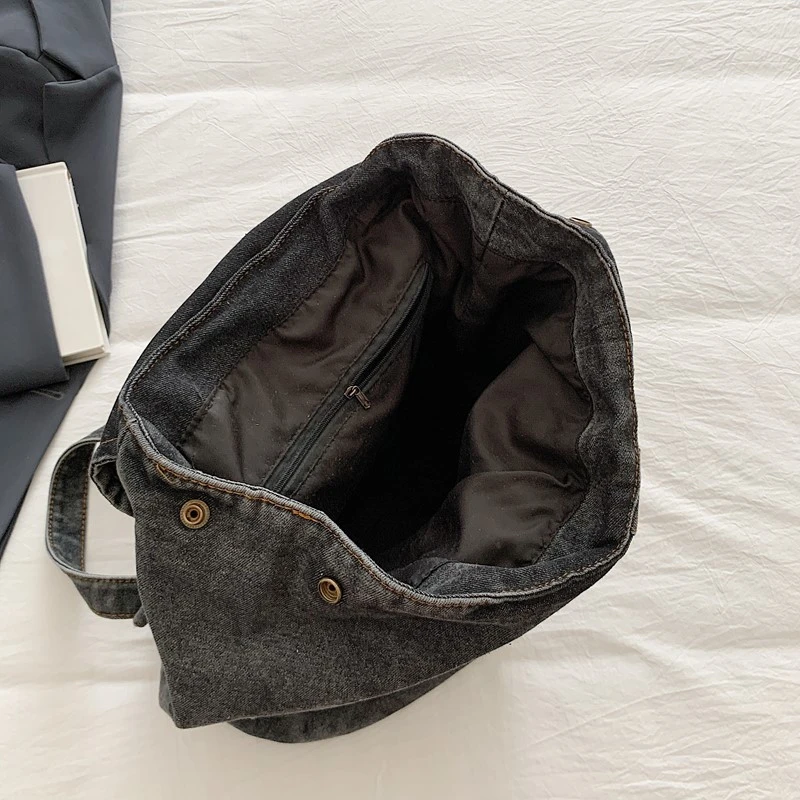 Zaino da donna casual di nuova moda Borse a tracolla da donna di grande capacità di alta qualità Borse da ragazza Borsa stile semplice per le donne