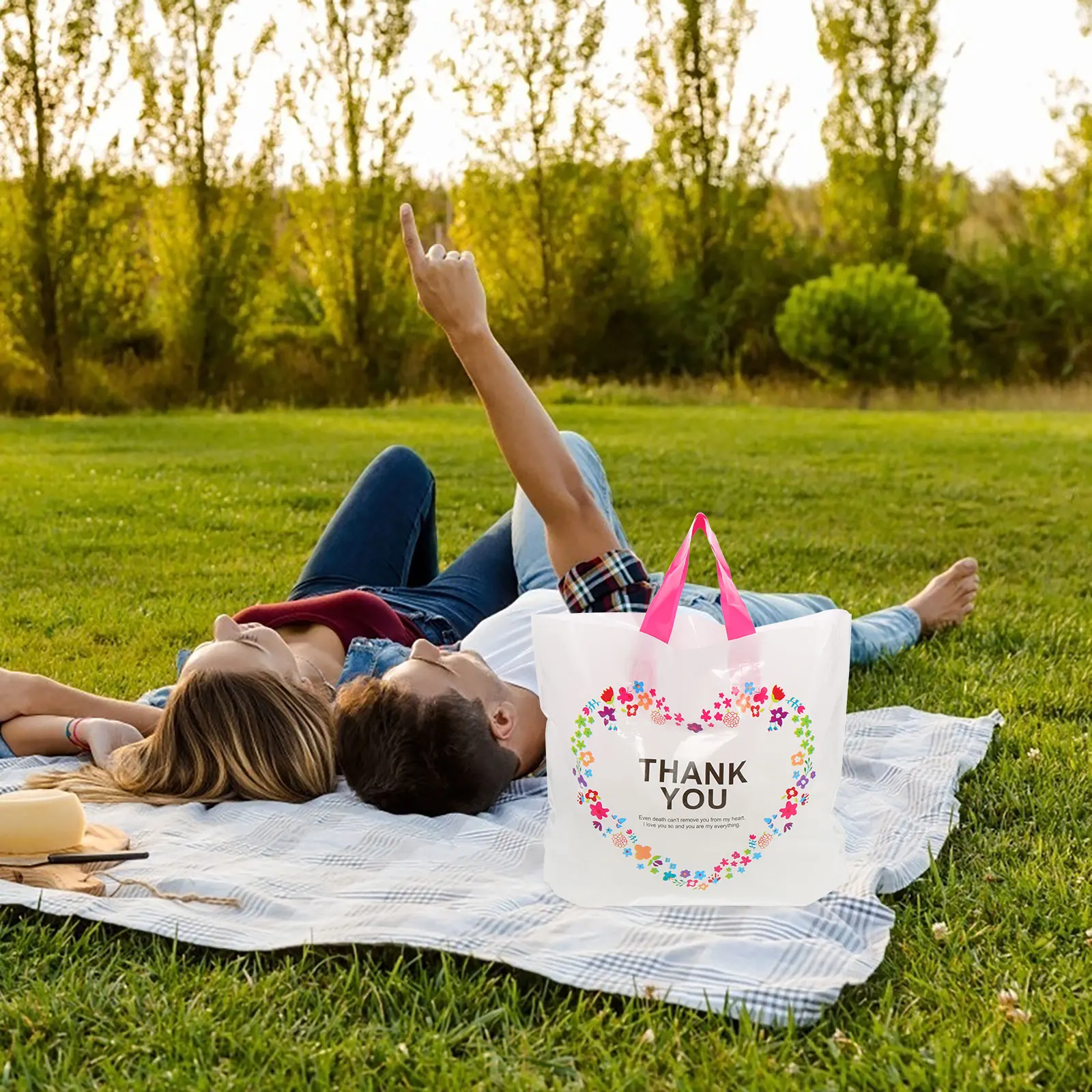 

50pcs Portable Garment Bags Clothing Handheld Shopping Tote Reusable Gift Wedding Packaging Decorative Candy Storage Bag