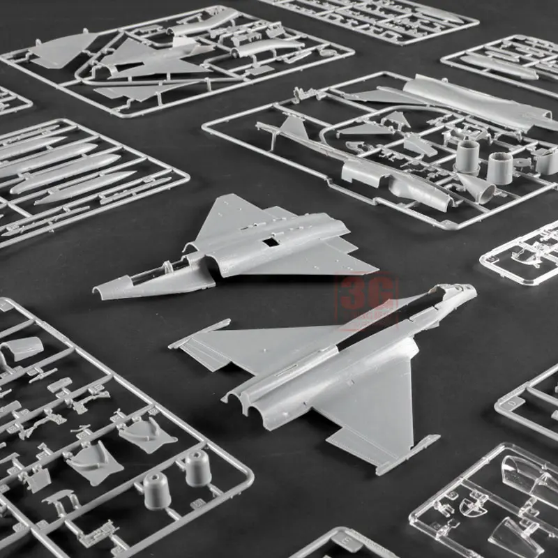 Trumpeter Aircraft 01699 PAF J-10CE Multi-Role Fighter & IAF Rafale 2-in-1-Montagemodellbausatz im Maßstab 1:72