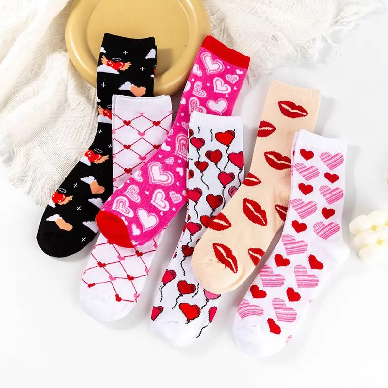 Spring Autumn New Lover Style Socks Women Love Korean Fashion Funny Cute Socks High Quality Hot Selling Wedding Holiday Gifts