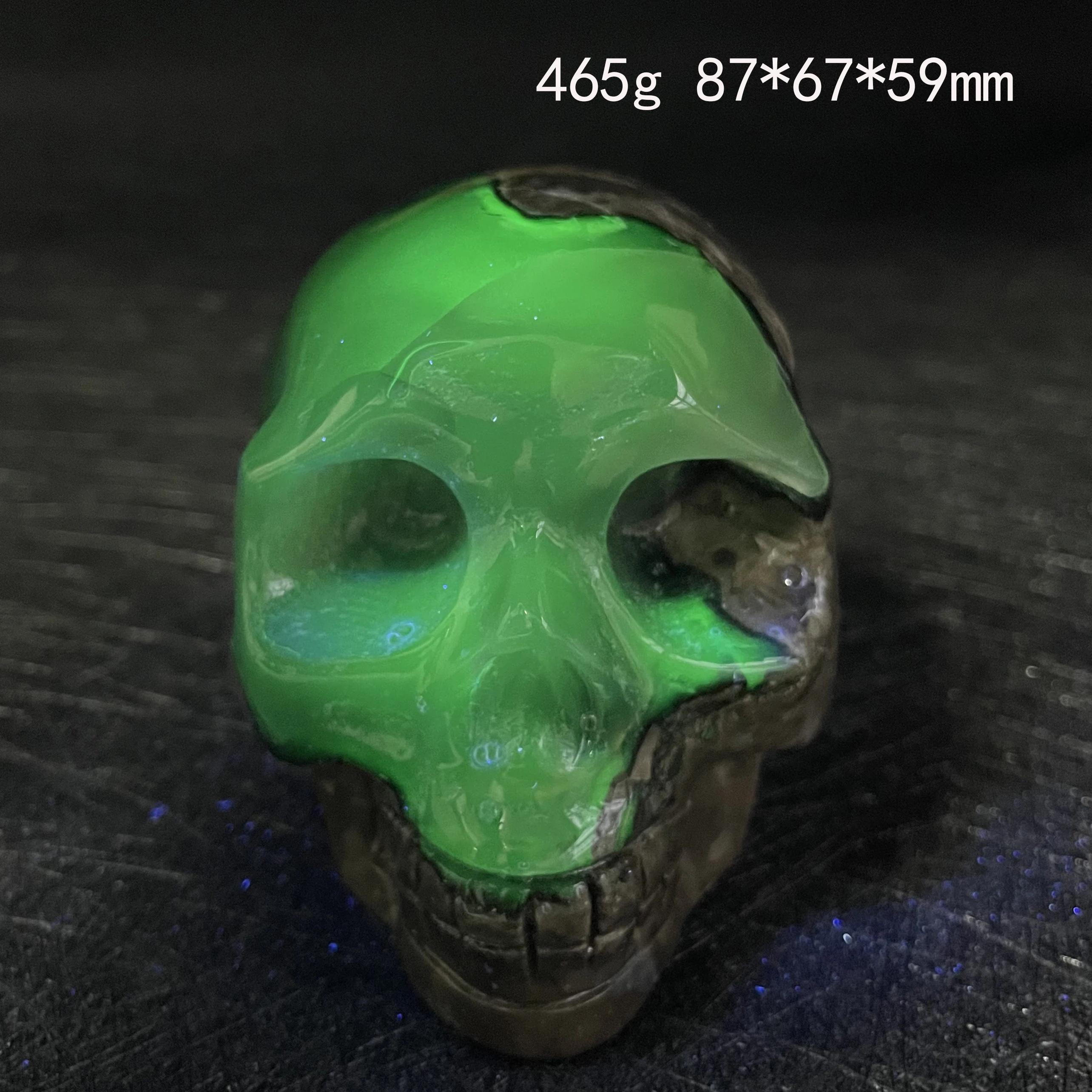 Imagem -02 - Cabeça de Crânio Efeito de Fluorescência Natural Ágata Vulcânica Quartzo Alienígena Pedra Polida Cura Reiki Decoração Presentes