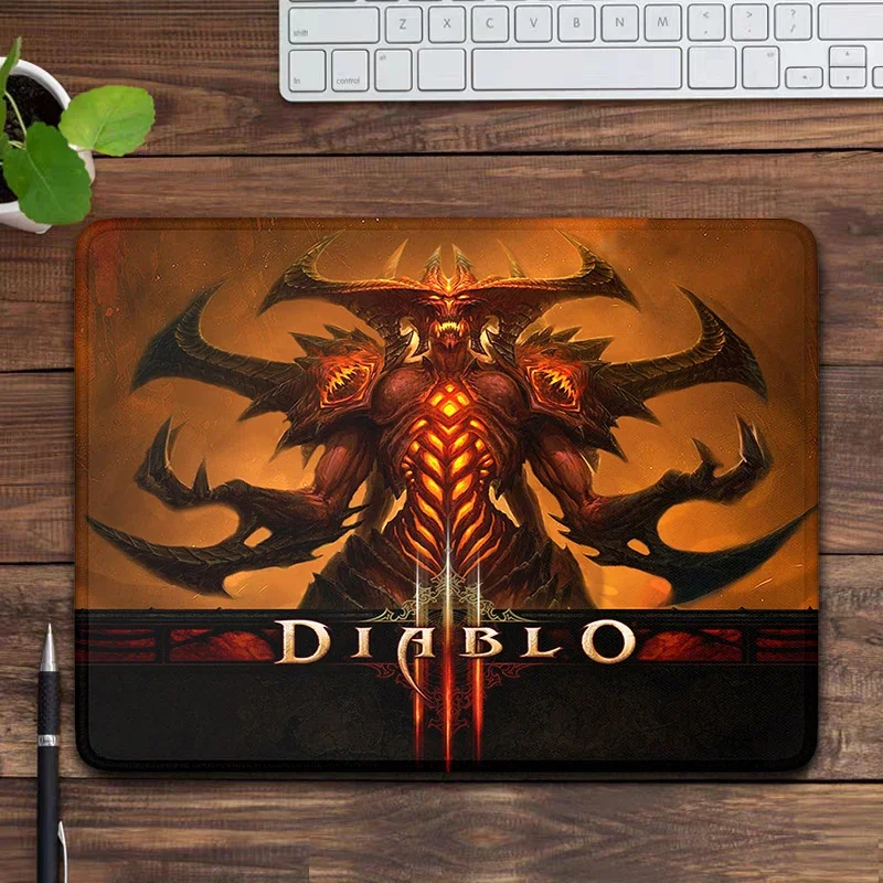 Diablo 4 Gaming Mouse Pad, Pequeno Anime Mousepad, Tapete Vermelho Overlock Mouse, Mesa de escritório, Acessórios para computador