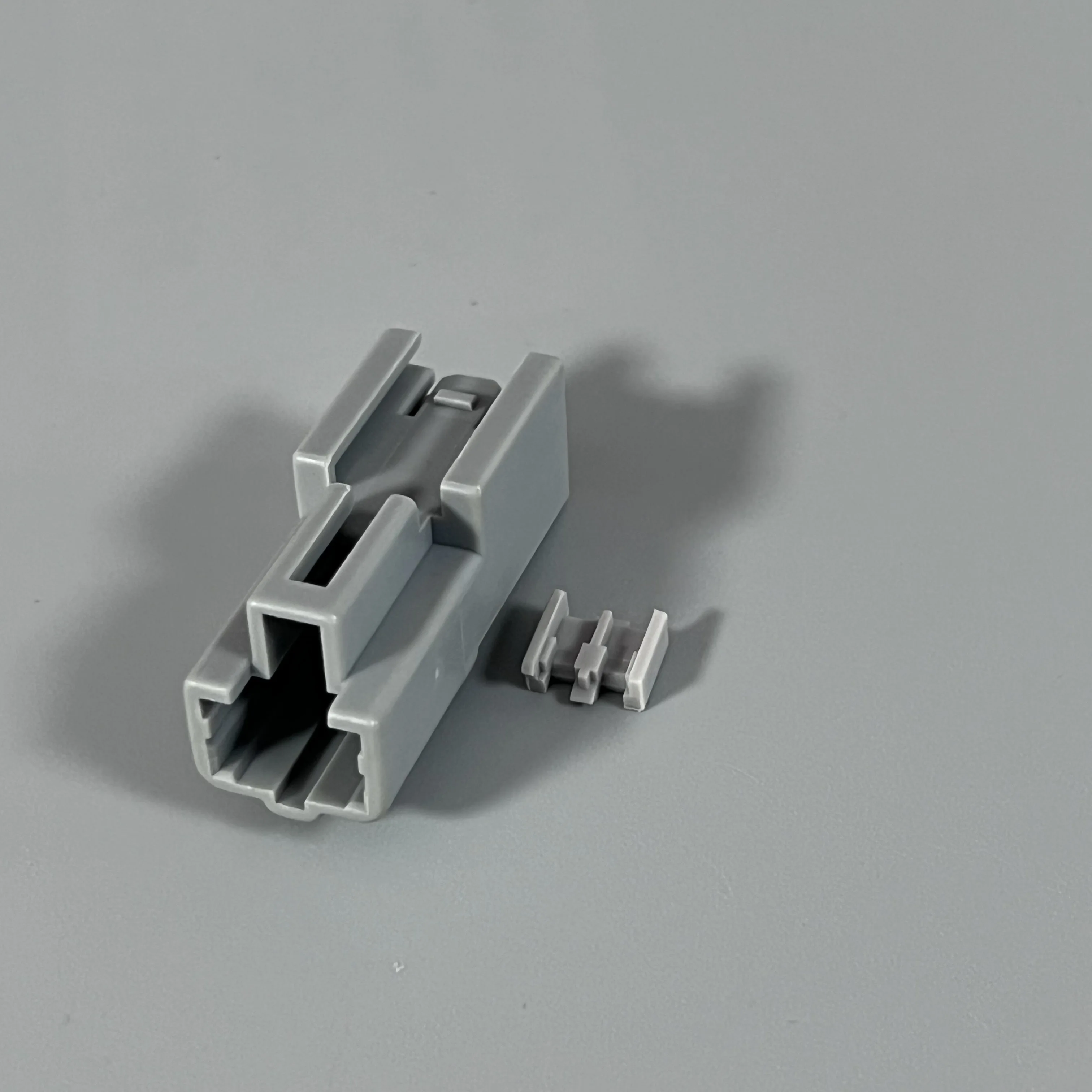 

1-20 sets 2pin H6 Power Seat Reading Light Plug ABS Sensor Connector MG641203-4 MG651201-4