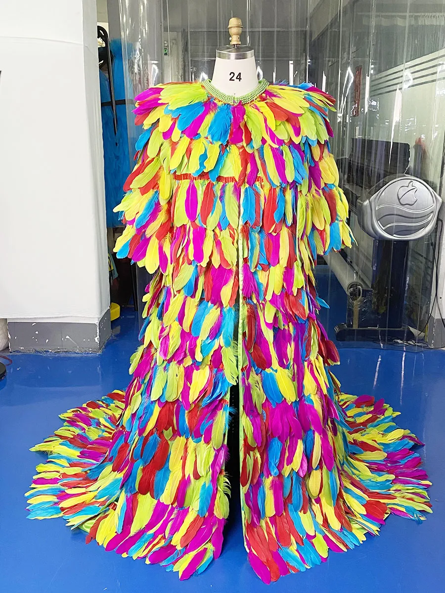 Ivory Feather Cape Dress Wedding Photography Dresses Robe Maternity Jacket Boudoir Coat Elegant Fluffy Dress for Photo Shoot