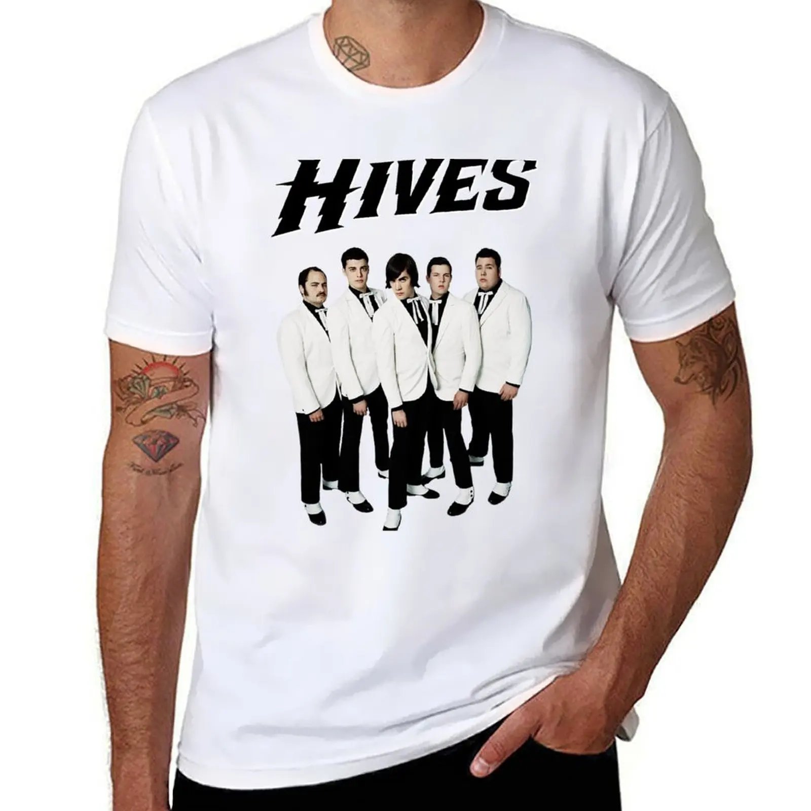 

The Hives: Veni Vidi Vicious / Tyrannosaurus Hives Band Photo (Alternate Album Art) T-Shirt man graphic t shirt T-Shirt