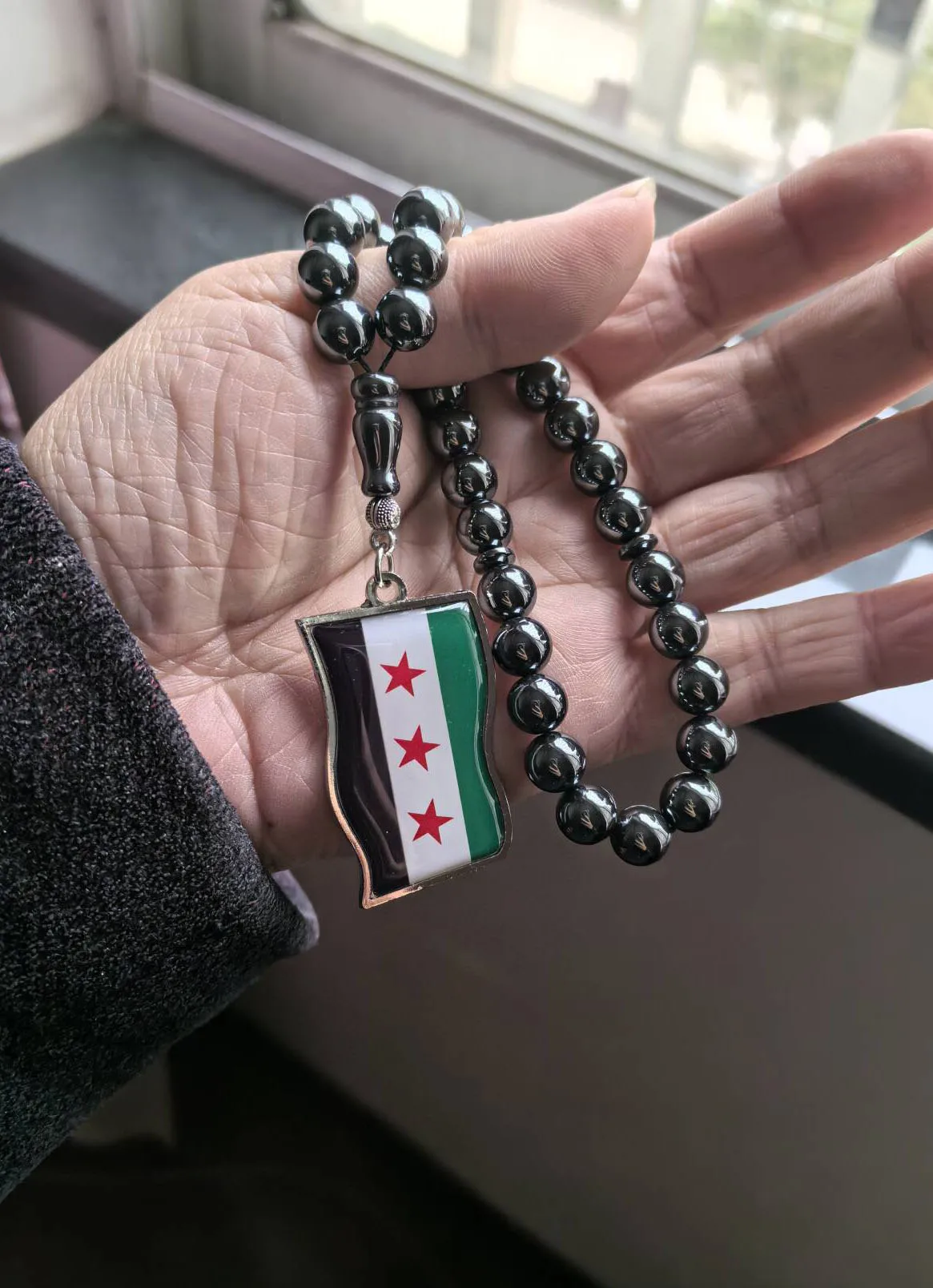 NEW Syria necklace banner Flag Syrie tasbih hematite Free Syrians bracelet misbaha masbaha islamic tesbih Syrien gift sibha