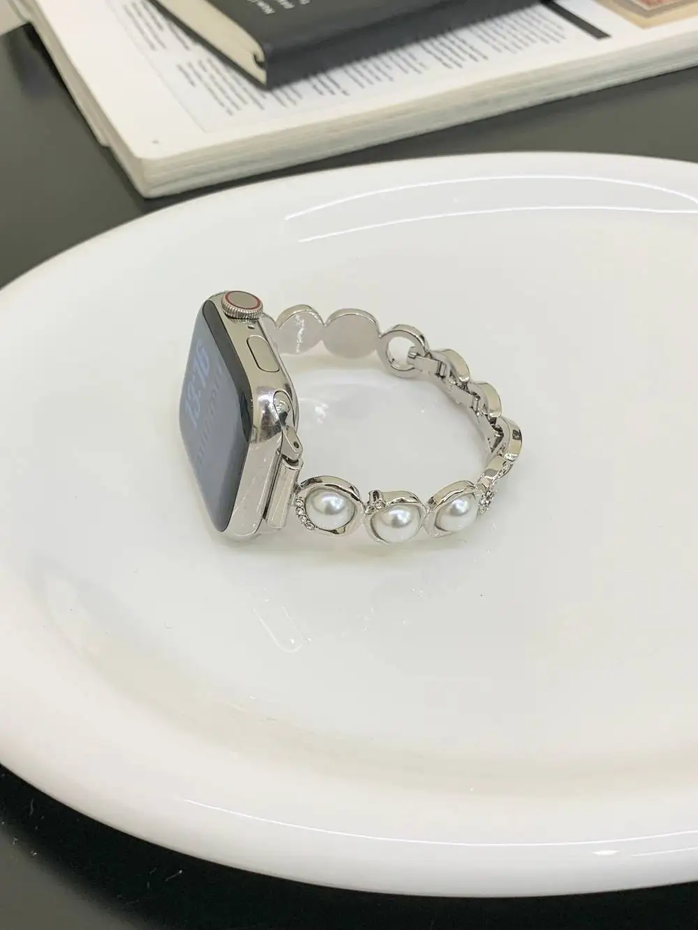 Высококачественный браслет для Apple Watch, женский ремешок серии 8/7/6/10/9, 40 мм, 41 мм, 38 мм, 42 мм, 44 мм, 45 мм, 46 мм