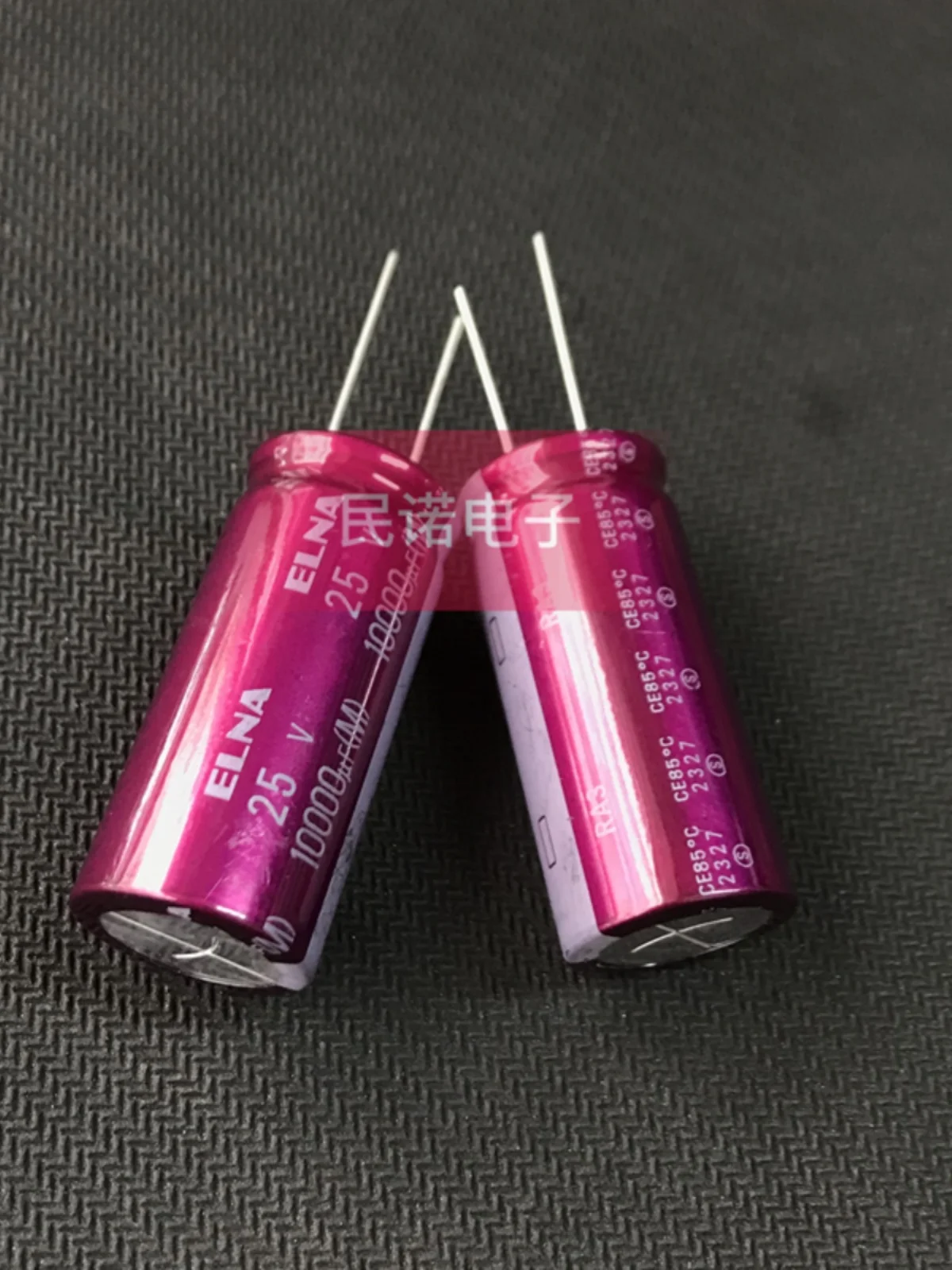 5PCS/New Purple Red Robe Japanese R3 25v 10000uF Audio Filter Electrolytic Capacitor 18x40