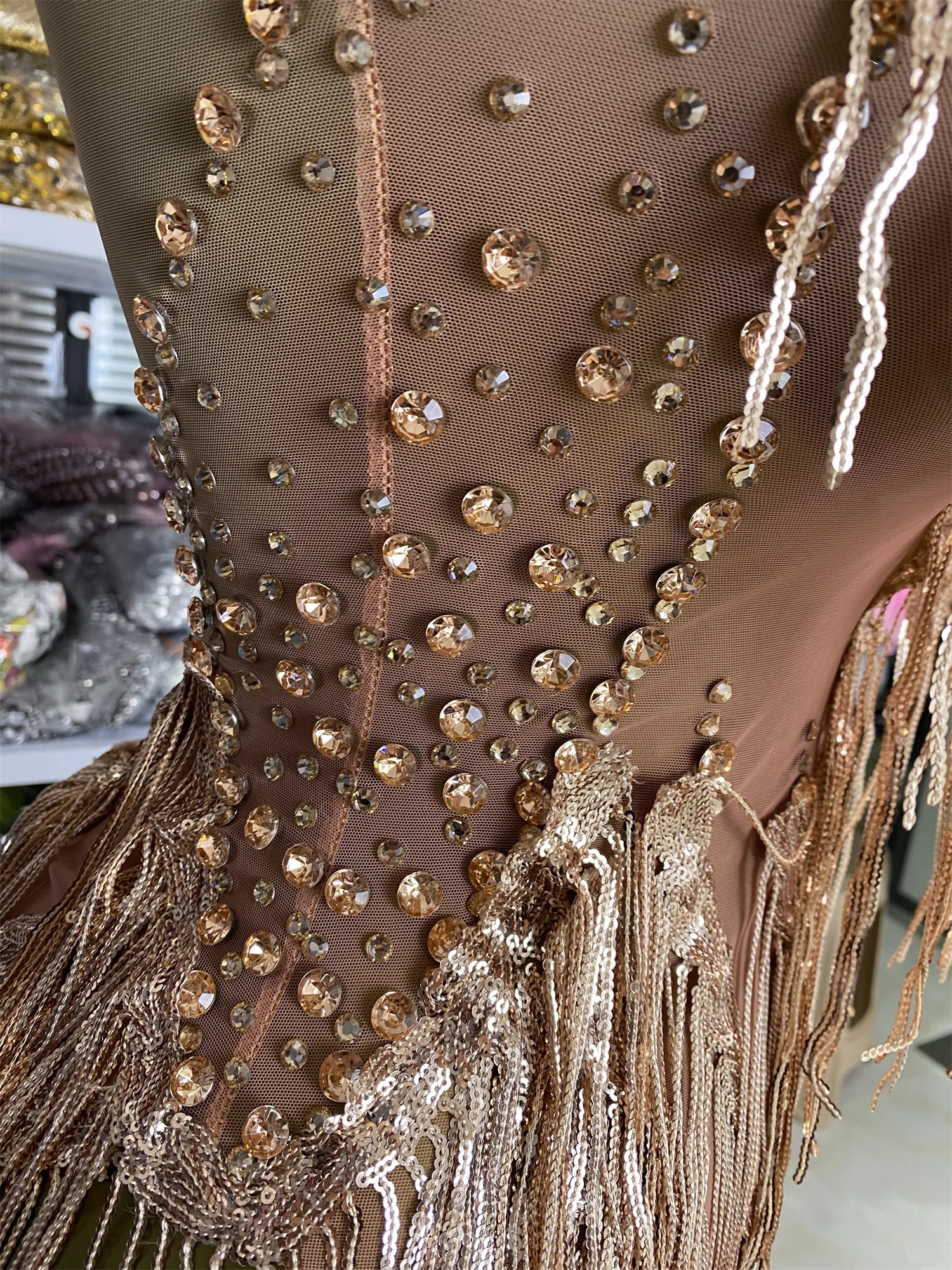 나이트클럽 드레스 여성용 반짝이는 라인스톤 태슬 메쉬 시스루 바디콘 미니 비대칭 드레스 이브닝 파티 무대 의상