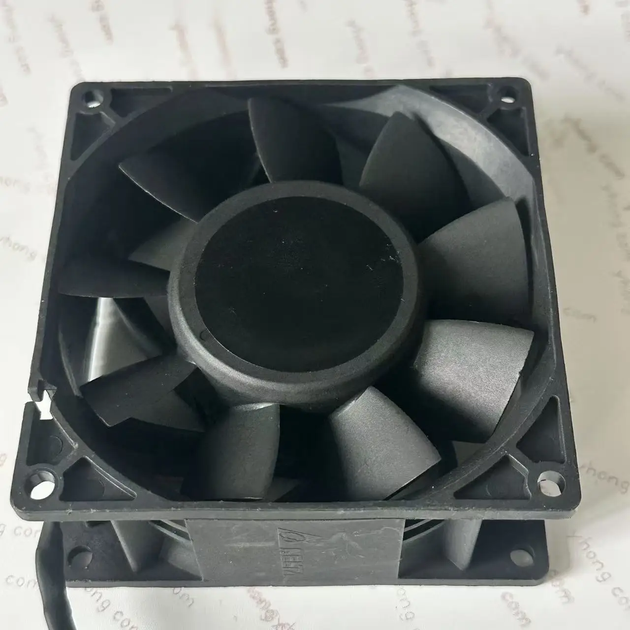 Delta Electronics PFB0912UHE 5M31 DC 12V 2.35A 90x90x38mm 4-Wire Server Cooling Fan