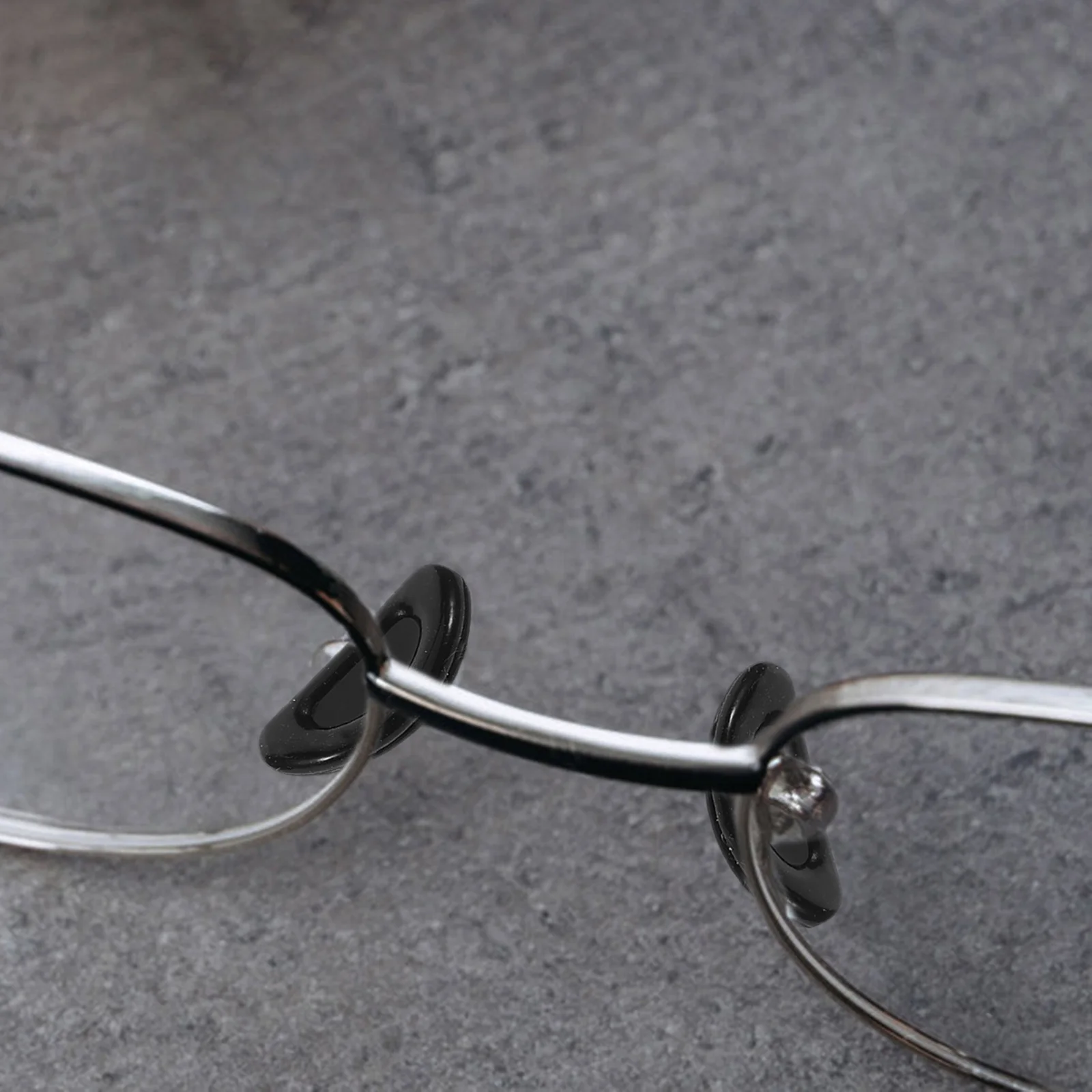 

20pcs Glasses Nose Pad Silicone D-Shaped Anti-Slip Non-Indentation Replacement For Eyeglasses Sunglasses Universal Fit Black