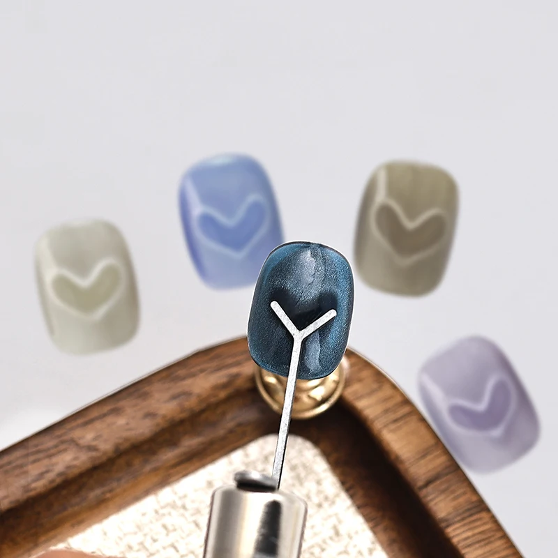 Love Cat Eye Magnetic Stick เครื่องมือทําเล็บเหล็กขนาดเล็กชิ้น Magnet Stick สร้างรูปแบบกระต่าย Magnetic ภาษาโปลิชคํา Effects เล็บ