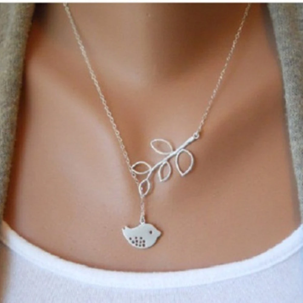 Simple Exquisite Sliver Color Hollowed-out Branches Leaves Birds Pendant Chokers Necklace for Women Friends Animal Jewelry Gifts