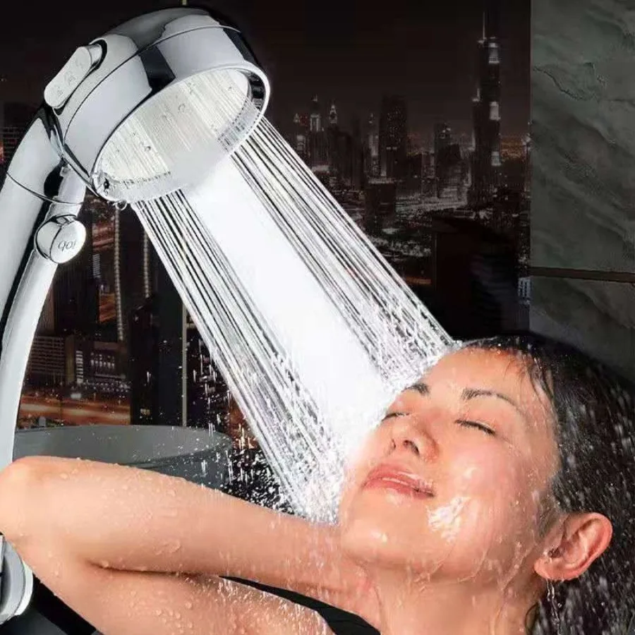 Adjustable handheld shower head with 3 spray modes and on/off pause function for water-saving shower nozzles