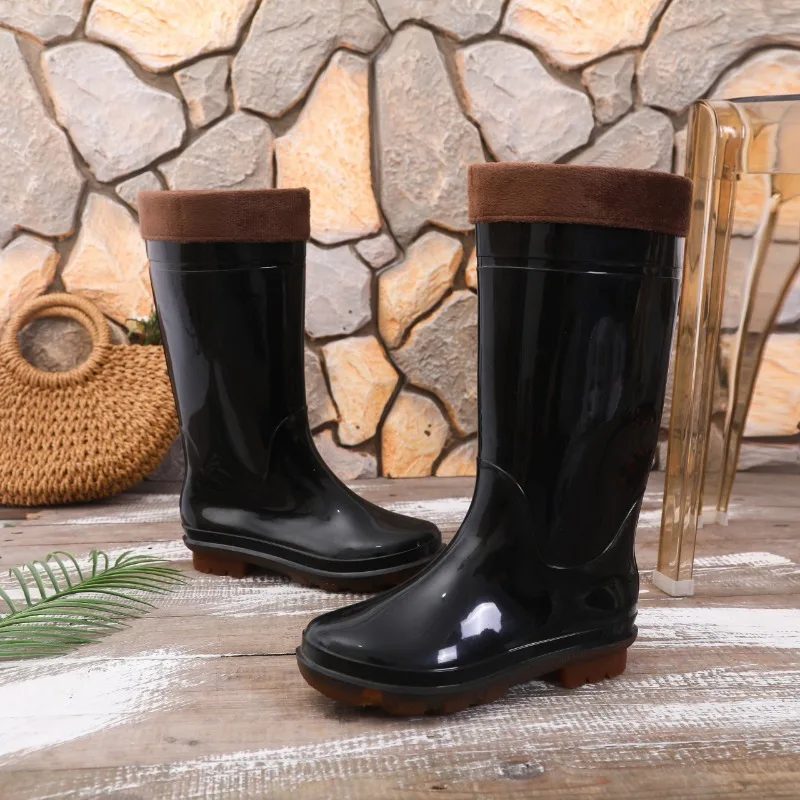 Женские длинные резиновые сапоги на трубке, большой размер 40-45, классическая модная нескользящая износостойкая резиновая обувь, водонепроницаемая и теплая обувь