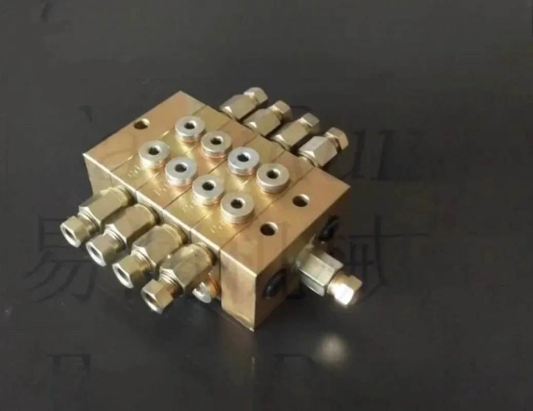 Spot 1000 Progressive Dispenser 2-16 Points Lubrication Precise Oil Supply Butter Dispenser One In Eight Out Fast Delivery