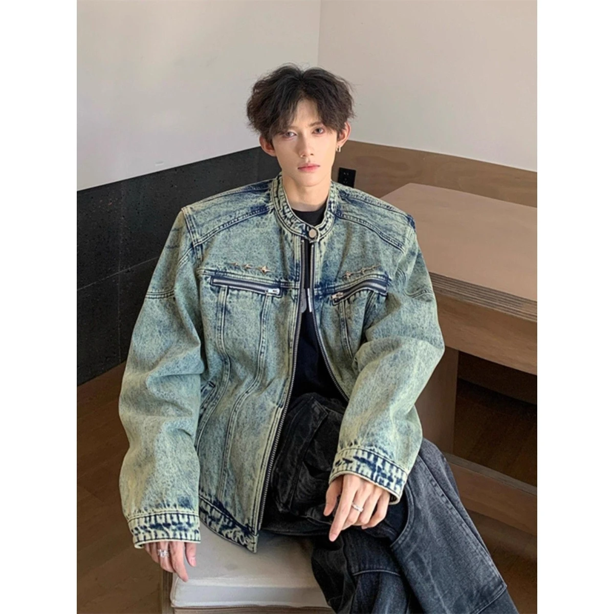 

Мужская джинсовая куртка в стиле ретро, весна-осень, новая коллекция, премиум-класса, Cleanfit, с воротником-стойкой, на молнии, повседневная, свободного кроя