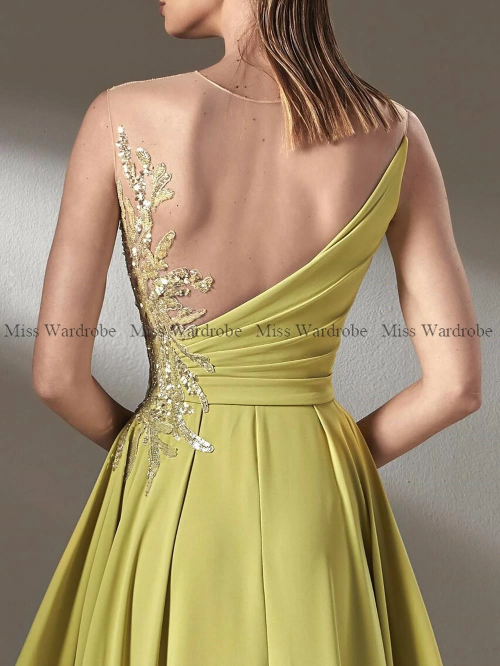 Olive Green Evening Dresses Sleeveless Pleats Beaded Sequined Floor Length Party Prom Gowns With Slit Formal Gowns Customized