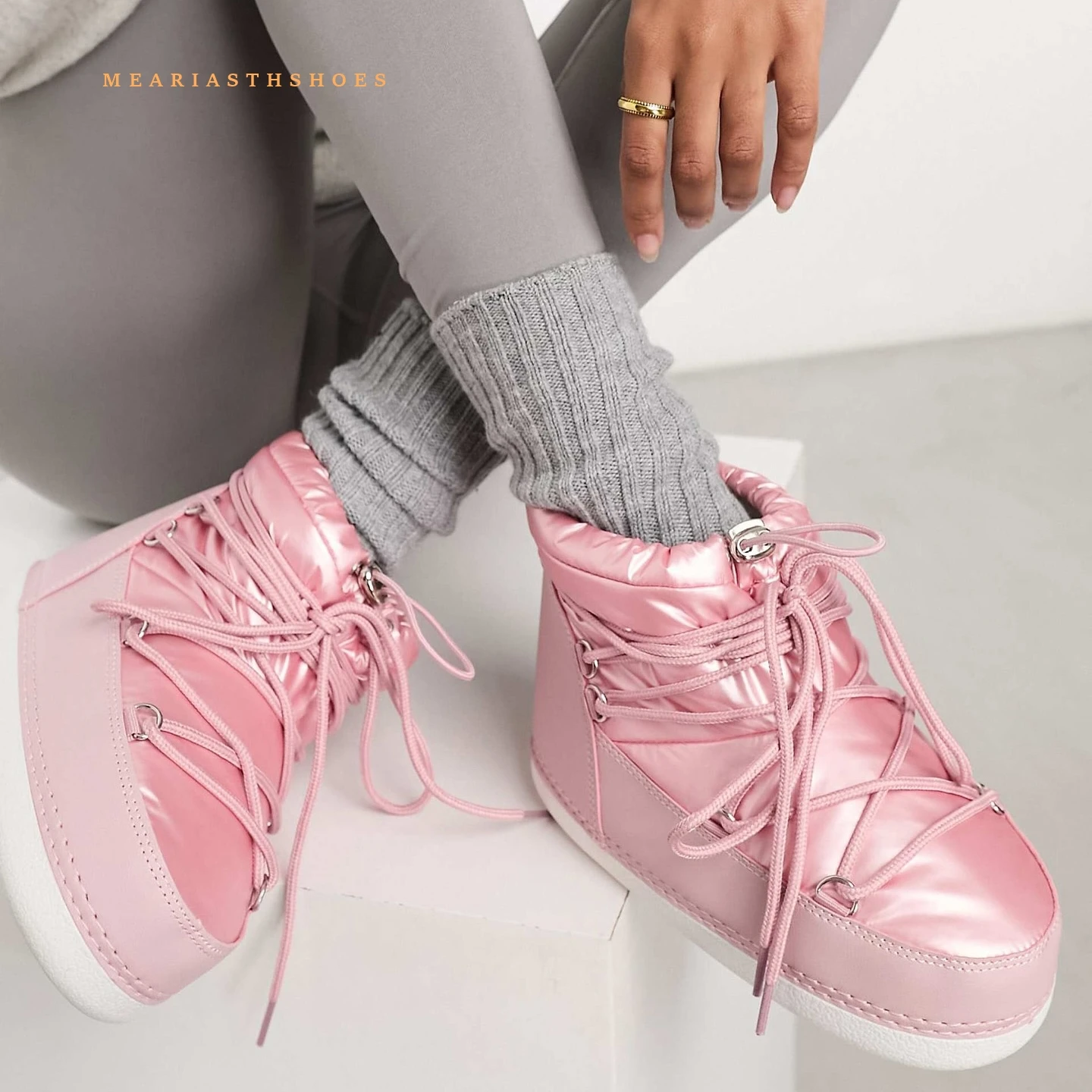 PINK WHITE Winter Boots Women Mid-calf Snow Boots Plush Cold-proof Antiskid Thicken Thick Platform Space Ski Boots Size 35-40