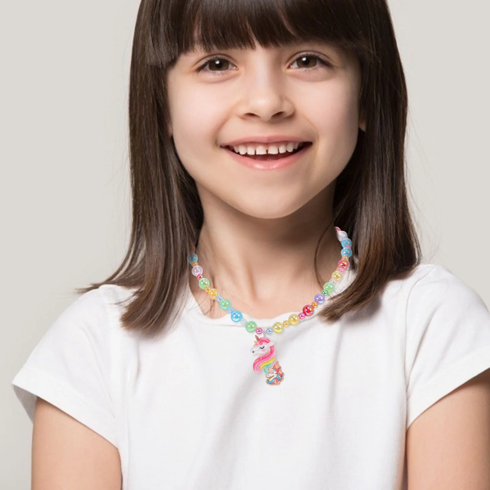 3 ensembles de bijoux pour petites filles, collier et bracelet en perles, accessoire amusant et élégant pour les enfants, cadeaux de fête et cadeaux de vacances