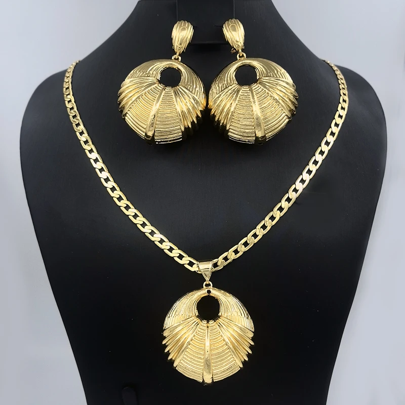 

Dubai Jewelry Sets Gold Plated Necklace Round Drop Earrings African Big Ball Pendant Jewellery Nigeria Trending