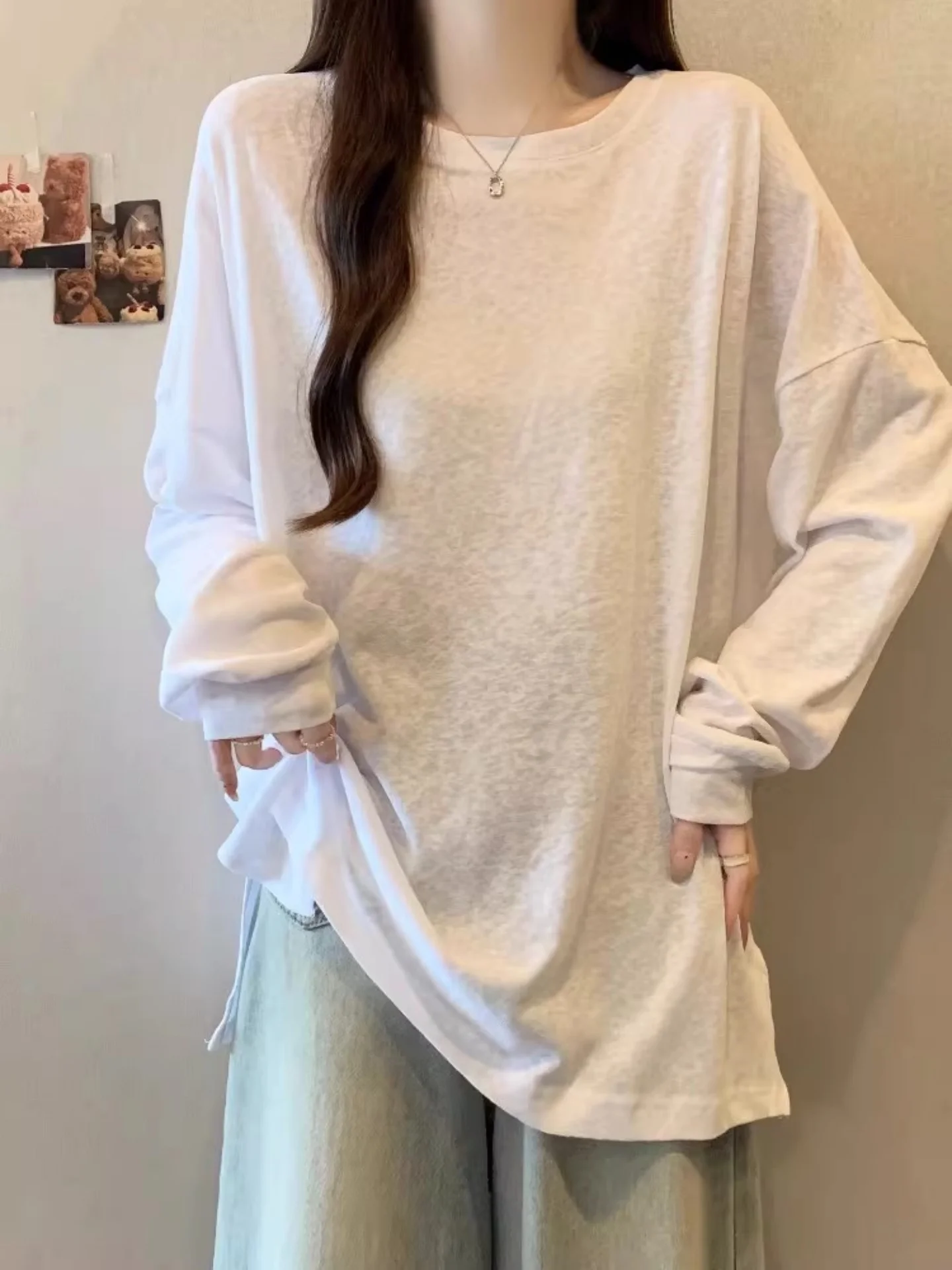 

plus Size Women's White round Neck Long Sleeve T-Shirt Spring Loose Butt Covering Versatile Base Shirt Top Comfortable Fit