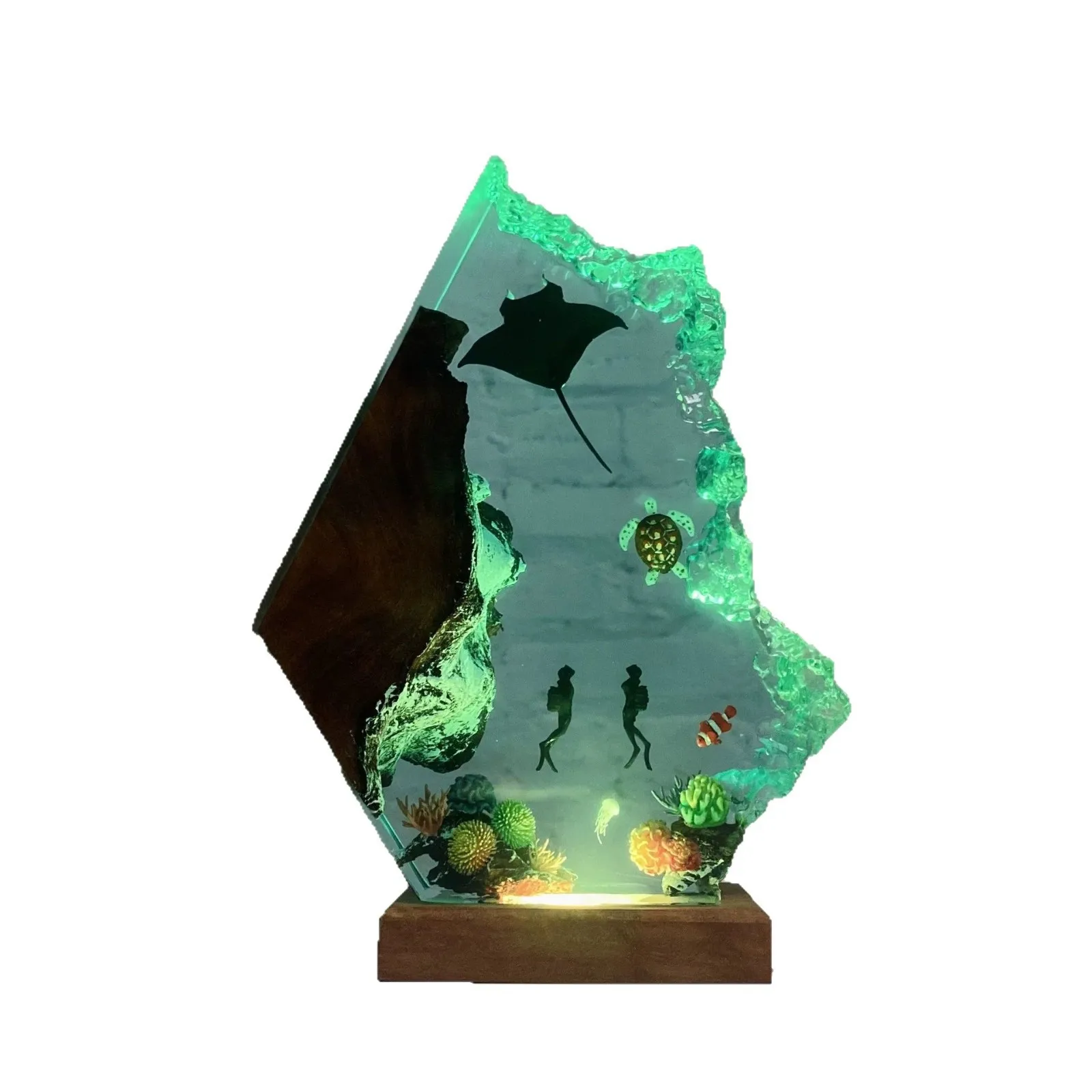 8*5 Inches New Marine Epoxy Resin Luminous Ornaments Creative Atmosphere for Couples' Diving High-end Home Decoration Gifts