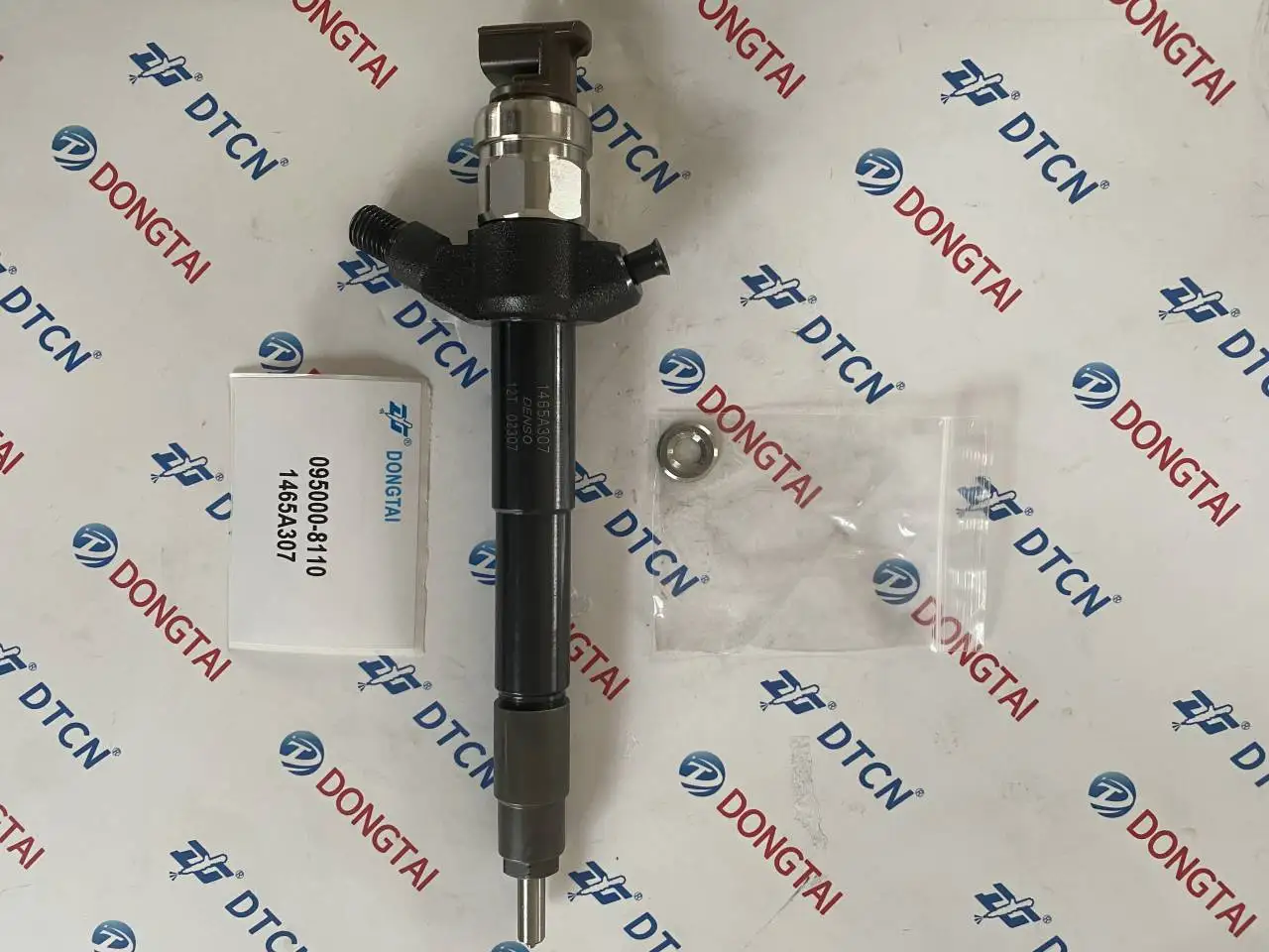 High Quality New Diesel Fuel Injector 095000-8110 1465A307 For MITSUBISHI Pajero 4M41