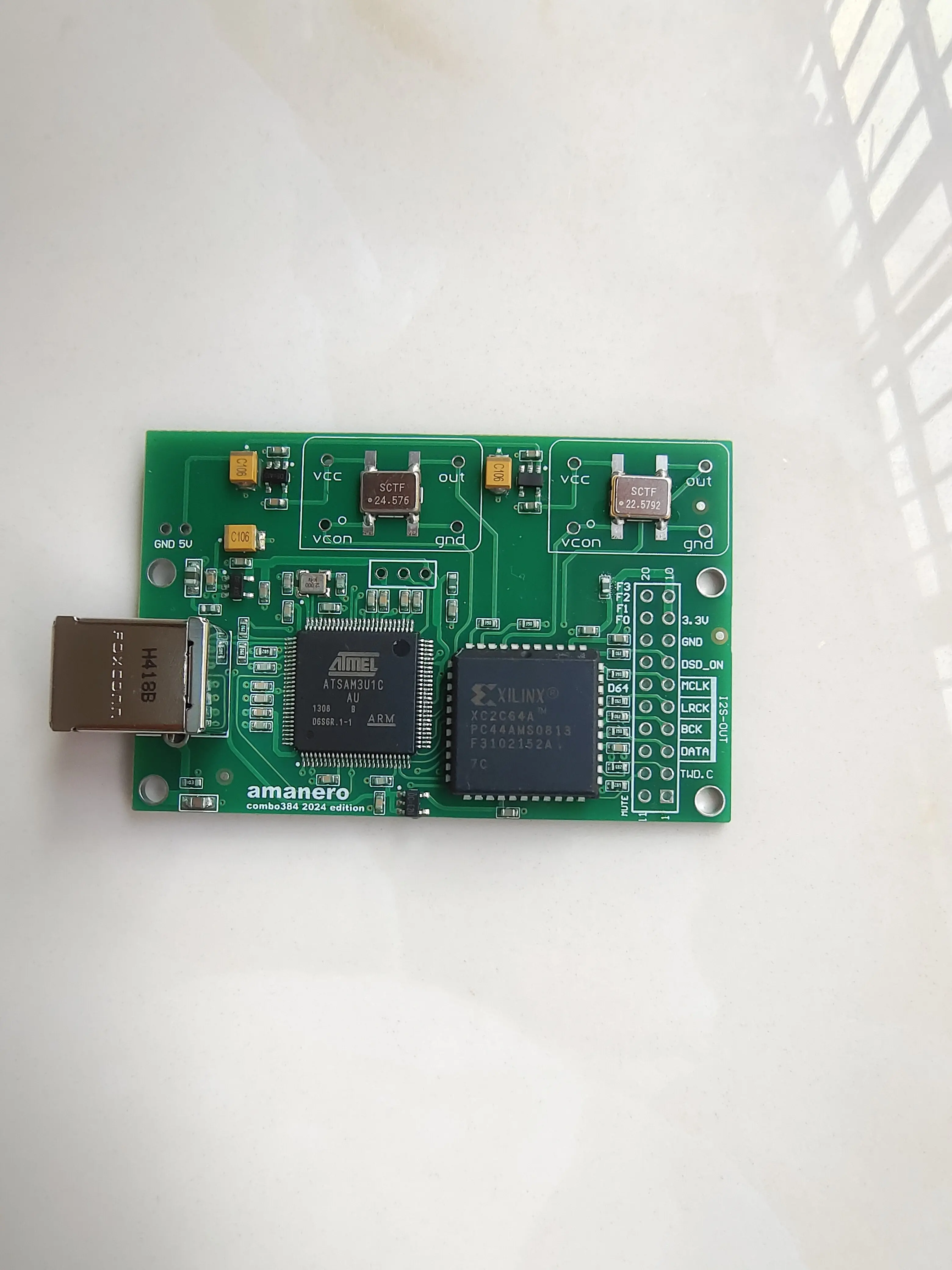 

Italy Amanero USB IIS digital interface with the same solution, support DSD512 32bits/384kHz