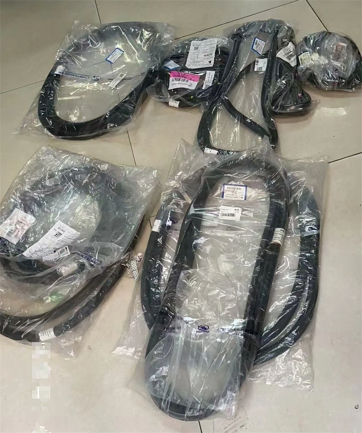 

New sealing strip kit for 1990-1996 Chevrolet Corvette C4 #GM9096GGW ﻿Car accessories