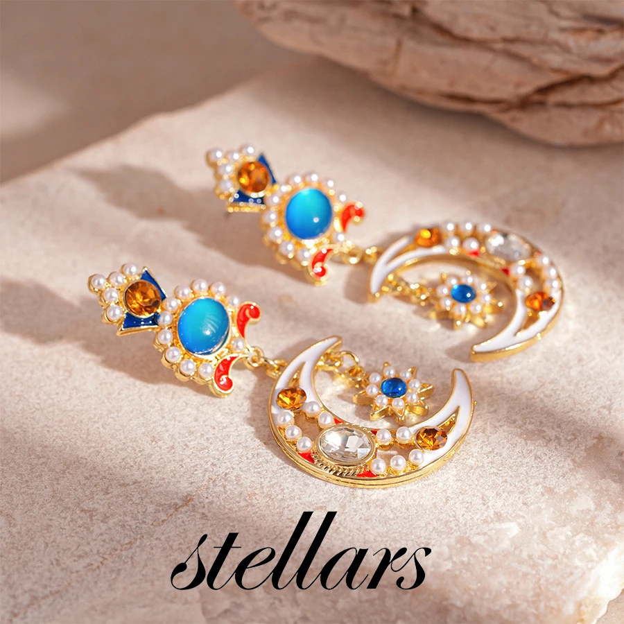 

Vintage Oil-Drip Imitation Pearl with Rhinestone Moon and Star Silver Stud Earrings Palace Style Women's Party Jewelry