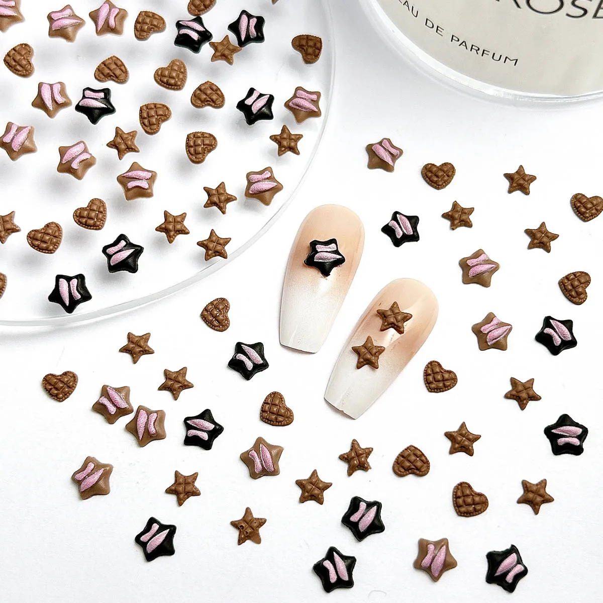 

60PCS Simulated Creative Pentagram Biscuit Resin Nail Charms Mini Brown Grid Heart Cookies Nail Art Decorations DIY Hairpin Nail