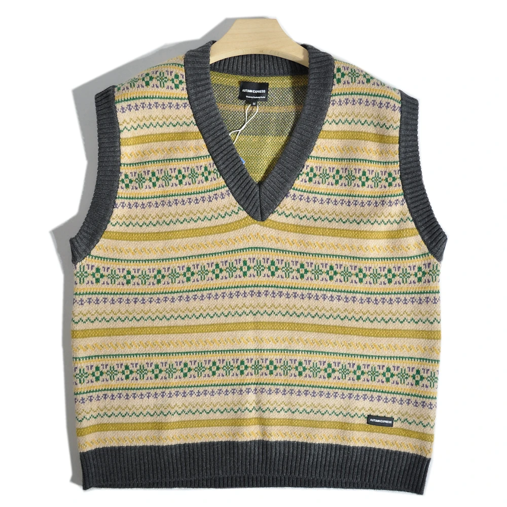 American Retro Maillard Ethnic Style Jacquard Knitted Sweater V-neck Sweater Vest Casual Warm Layering Vest for Men Sleeveless