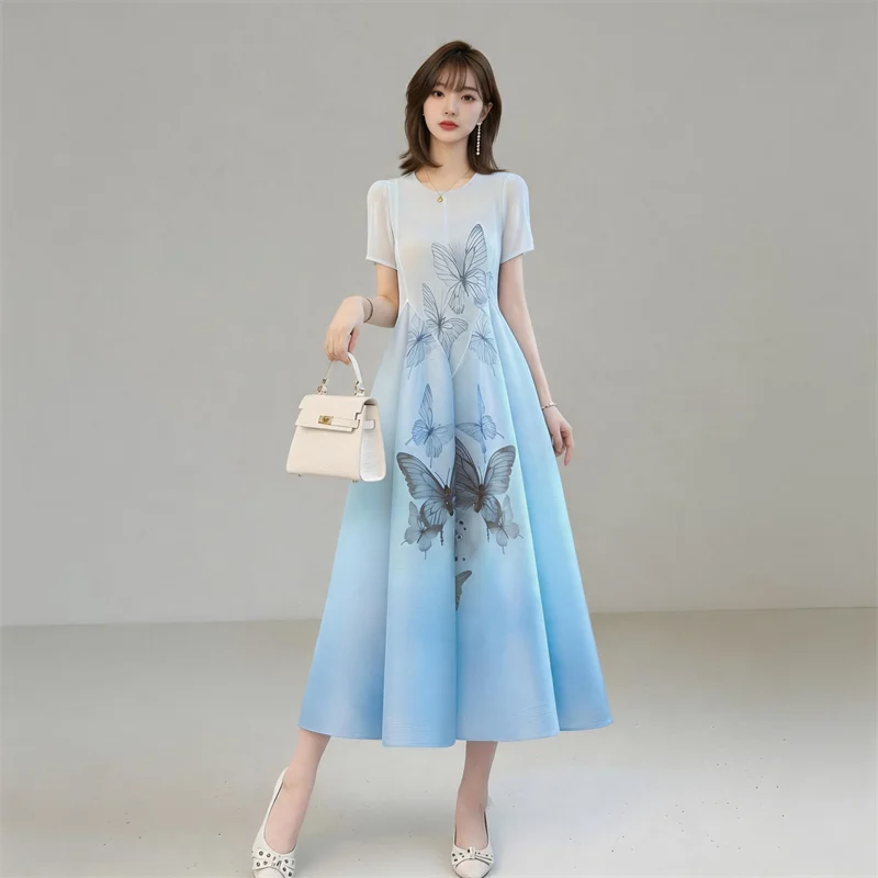 Miyake Pleated Resort Style Light Blue Gradient Round Neck Short-sleeved Loose Casual Elegant Dress