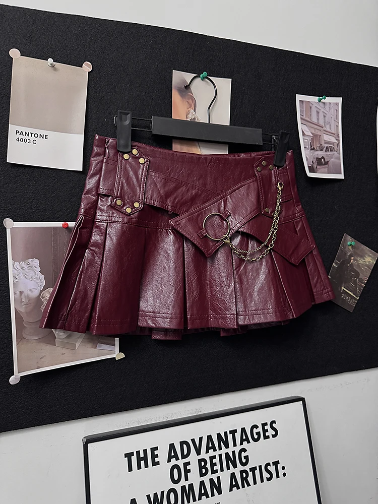 

Кожаная юбка в стиле рокабилли для женщин: стильная, милая и дерзкая, плиссированная, А-силуэт, для города и повседневной носки