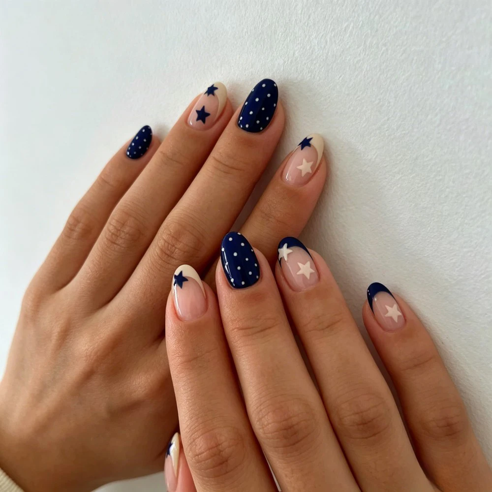 24pcs Oval Star Polka Dot Nail Stickers, Acrylic Material, Perfect Fit, Set Includes: 1pc Jelly Gel And 1pc Nail File. Short Nai