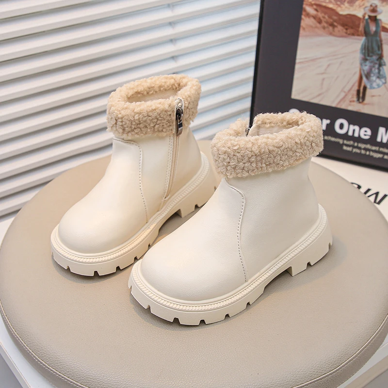 

PU Leather Plush Boots For Girls 2025 Trend Fashion Teenager Girl's Snow Boots Anti-slippery Waterproof Warm Velvet Shoes Girls