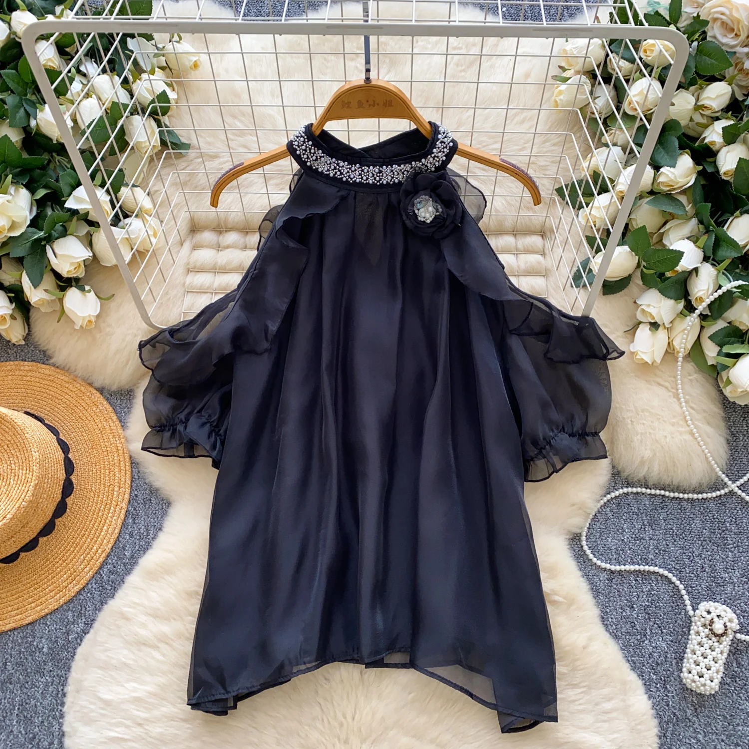 เสื้อวินเทจปิดไหล่หลวมแขนสั้นสลิมแฟชั่นผู้หญิงฮอตสวีทเสื้อผู้หญิงเสื้อผ้า