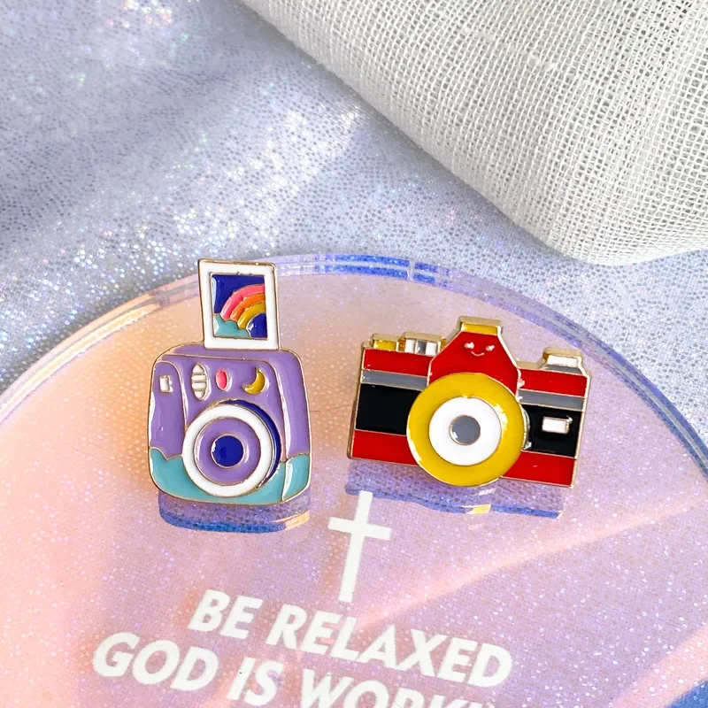 Funny Cartoon Camera Polaroid Enamel Brooches Cute Simple Geometric Lapel Badge Pins Jewelry Party Gifts For Women Girls