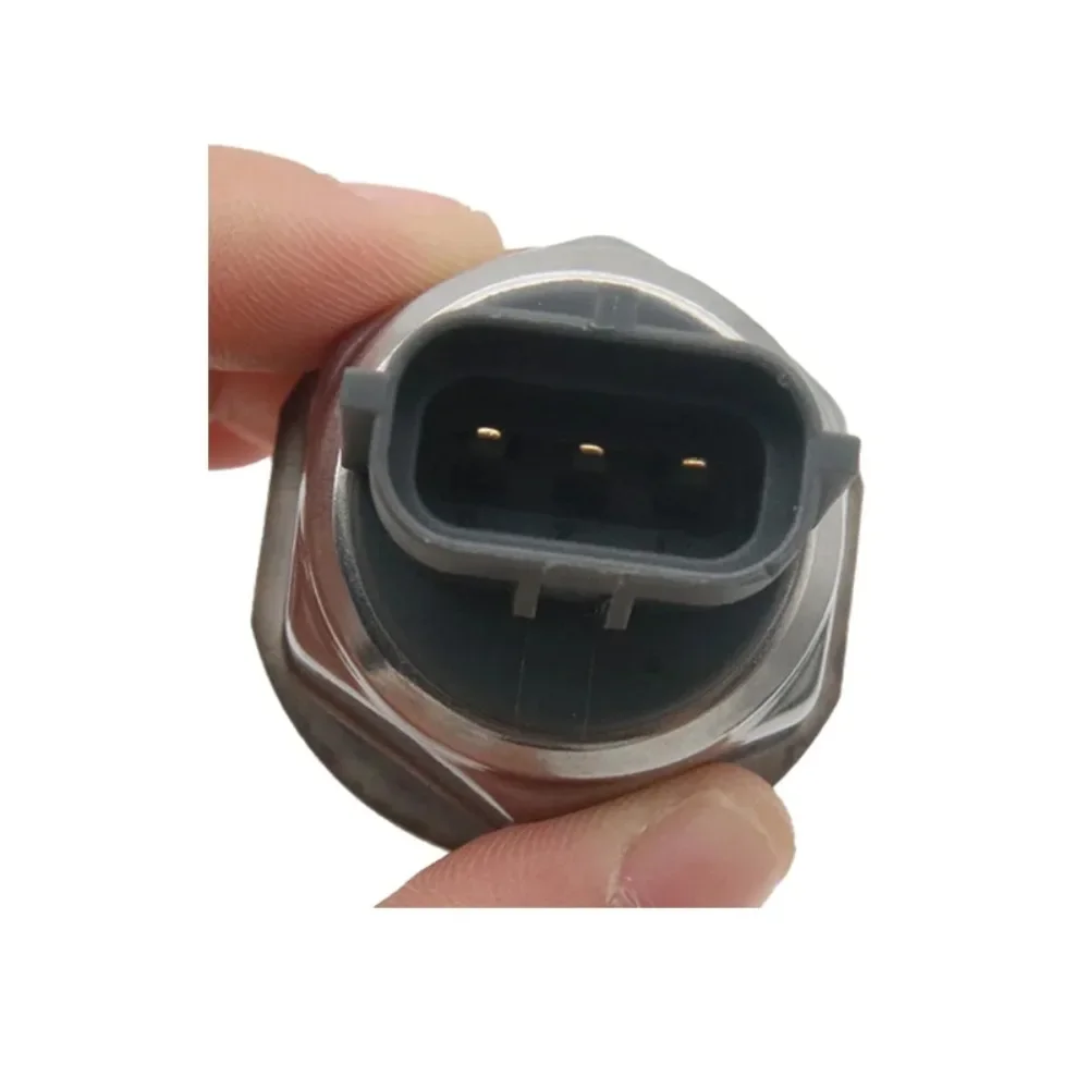Car Fuel Rail Pressure Sensor For Nissan Navara D40 Pathfinder R51 2.5 DCI Ford Transit Mk7 High Quality 45PP3-4
