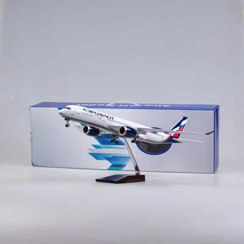 2025 New 47CM 1/142 Scale Airplane Airbus A350 Aeroflot Russian Airlines Model W Light Wheel Resin Plane Collection Display Toys