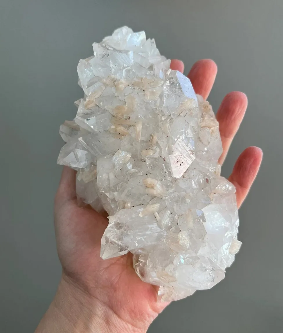 High quality!Natural Apophyllite Cluster Zeolite Crystal Cluster Mineral Specimen Raw Home Decor
