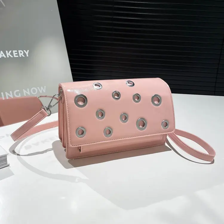 

2025 SS Vintage-Inspired Underarm Bag, Curated Convertible Shoulder Purse for Women, Avant-Garde Day to Night Tote