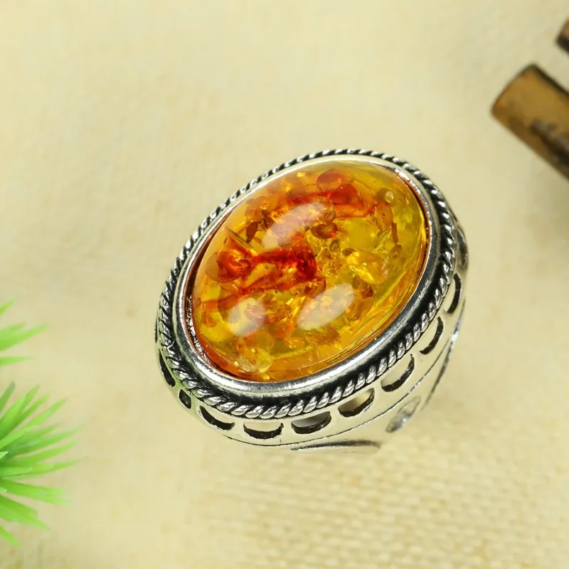 Amber Beeswax Ring, Classic Retro Temperament Unisex Jewelry