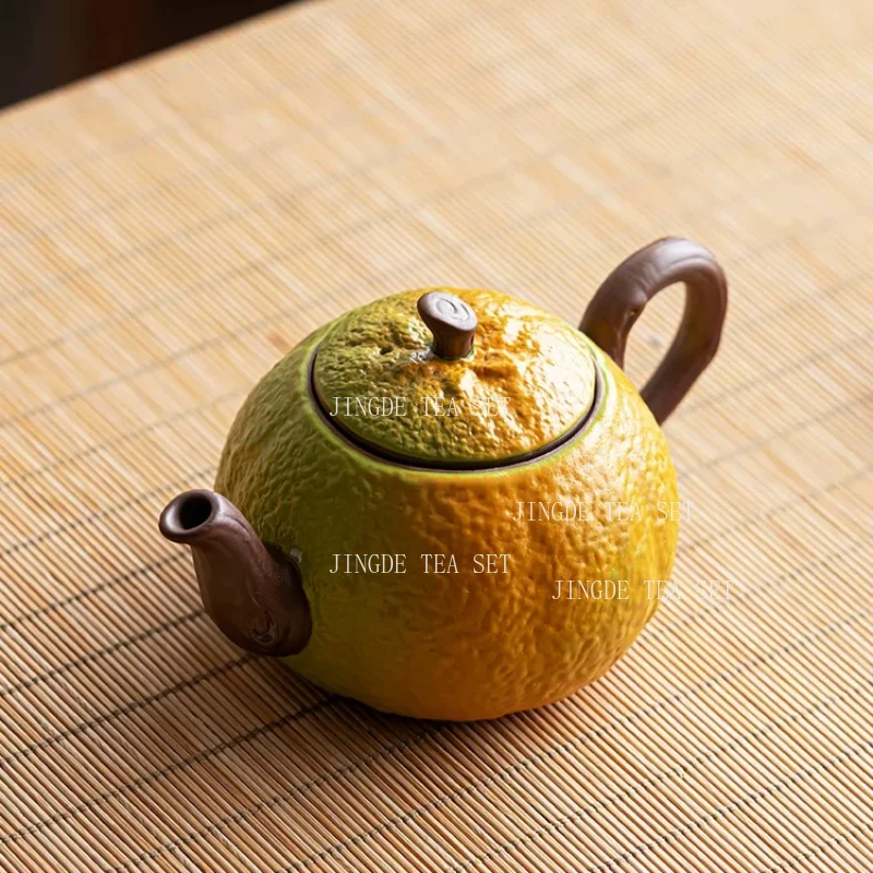 Bionic Orange Ceramic Teapot with Realistic Peel Texture and Branch Handle Creative Fruit Shape Tea Pot for Kung Fu Tea Ceremony
