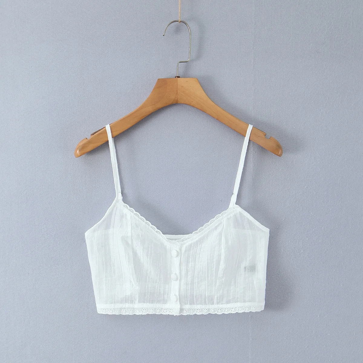 Slim Fit V-Neck Lace Trim Camisole Elegant Light Textured Delicate Lace Trim Front Button Detail For Women Stylish Summer J3AB